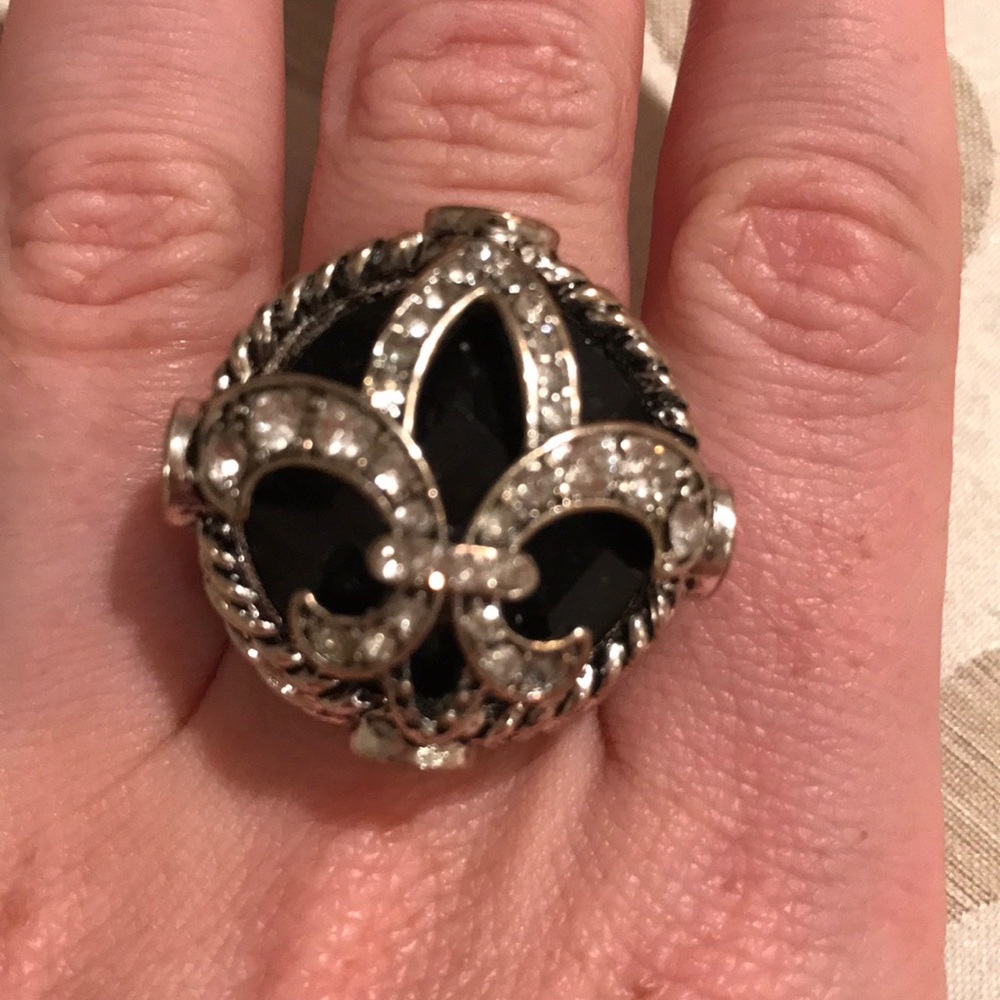 Royalty Ring - image 2